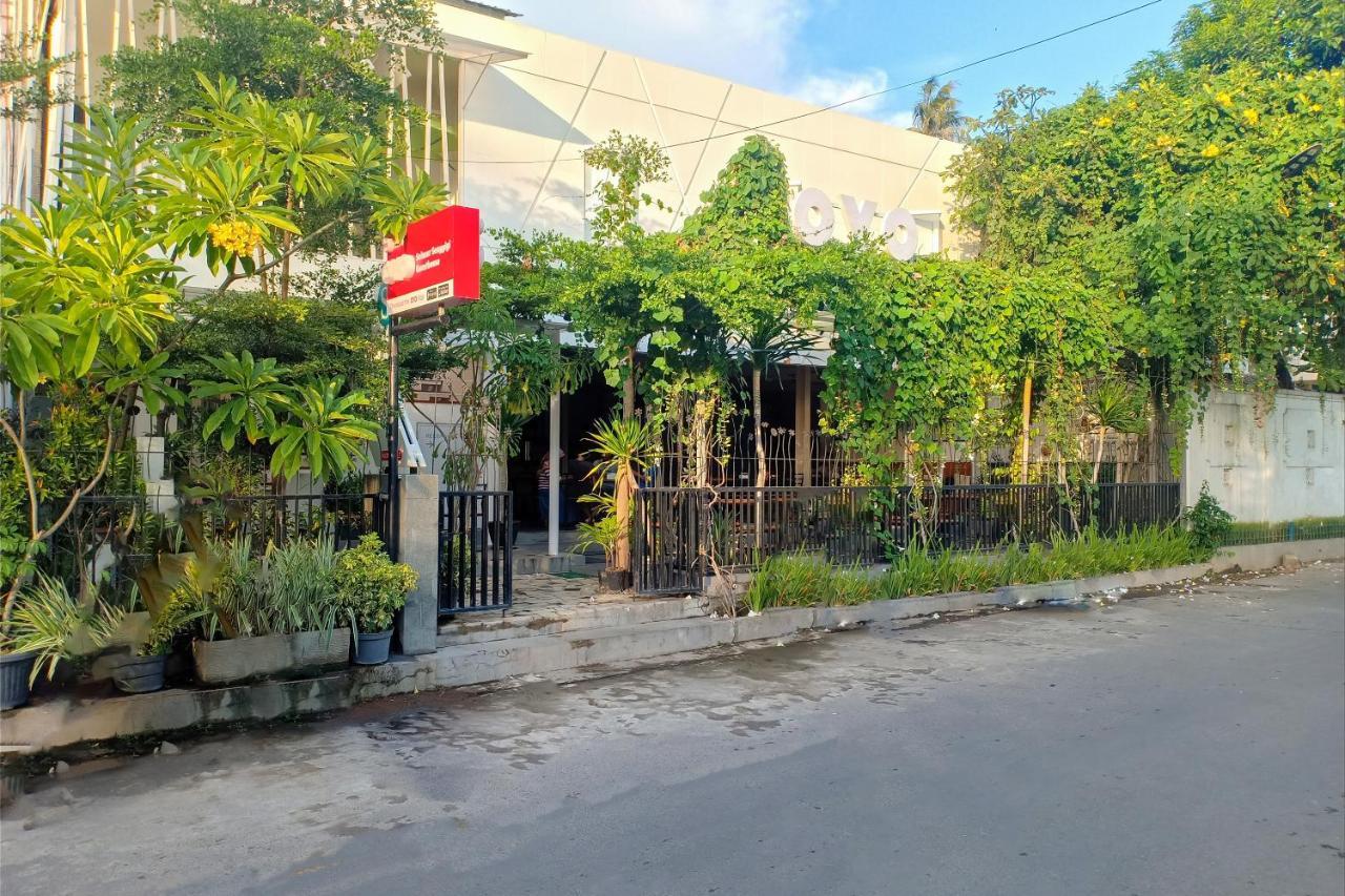 Oyo 2510 Selasar Senggigi Residence Exteriör bild