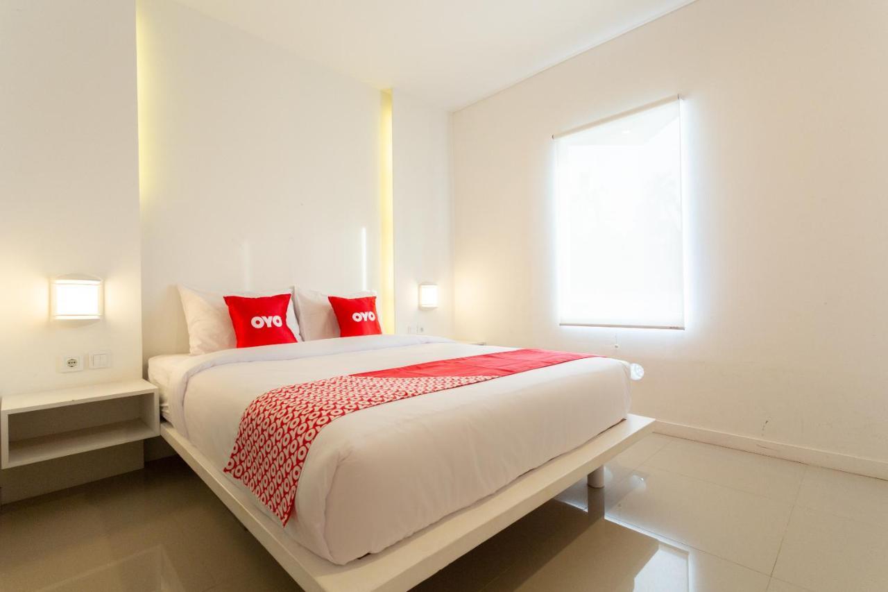 Oyo 2510 Selasar Senggigi Residence Exteriör bild